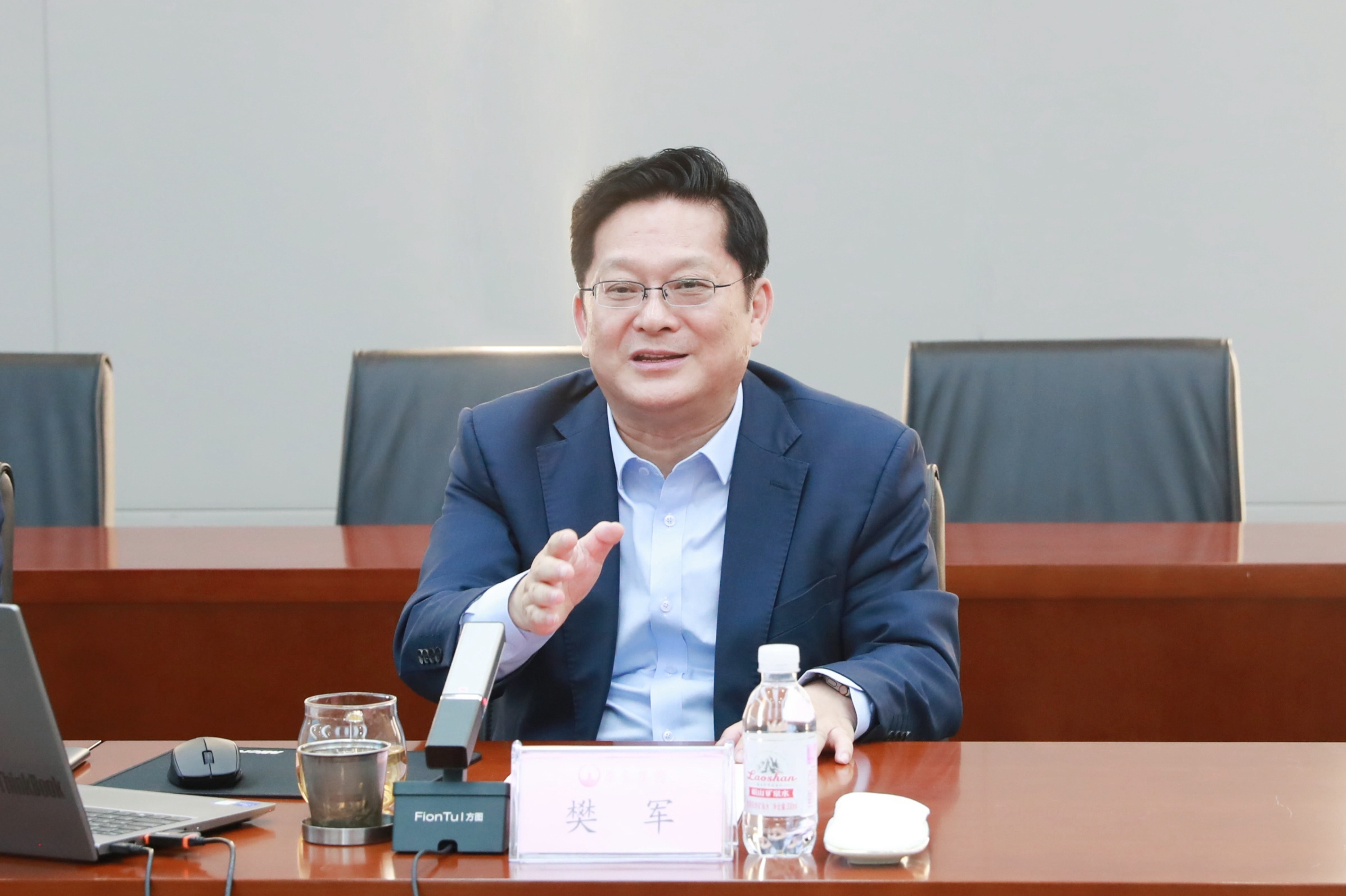 AH4I5979_2231245555-rp3608031253 AH4I5979_2231245555-rp3608031253.jpg