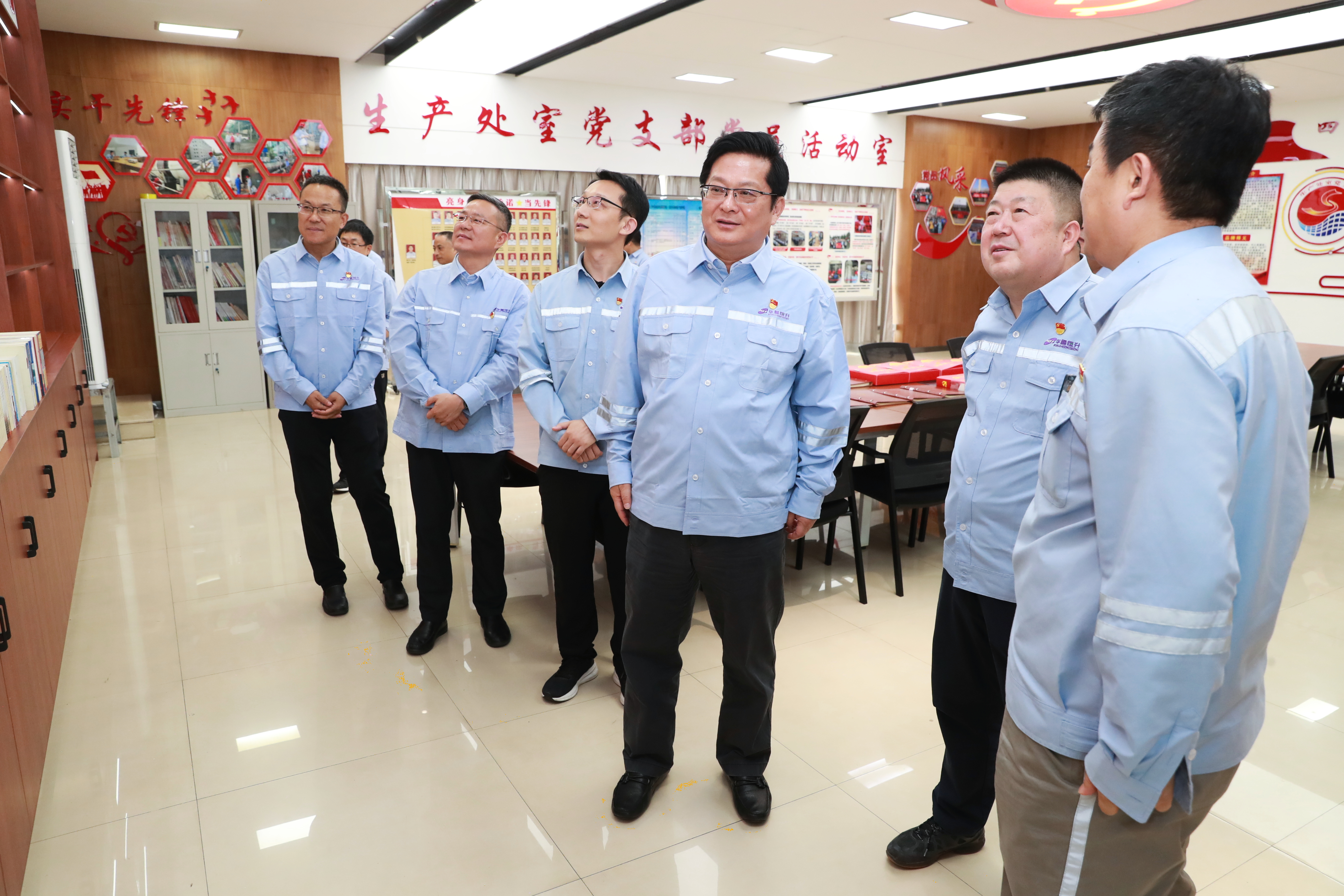 AH4I8687_1455504242-rp3801124497 AH4I8687_1455504242-rp3801124497.jpg